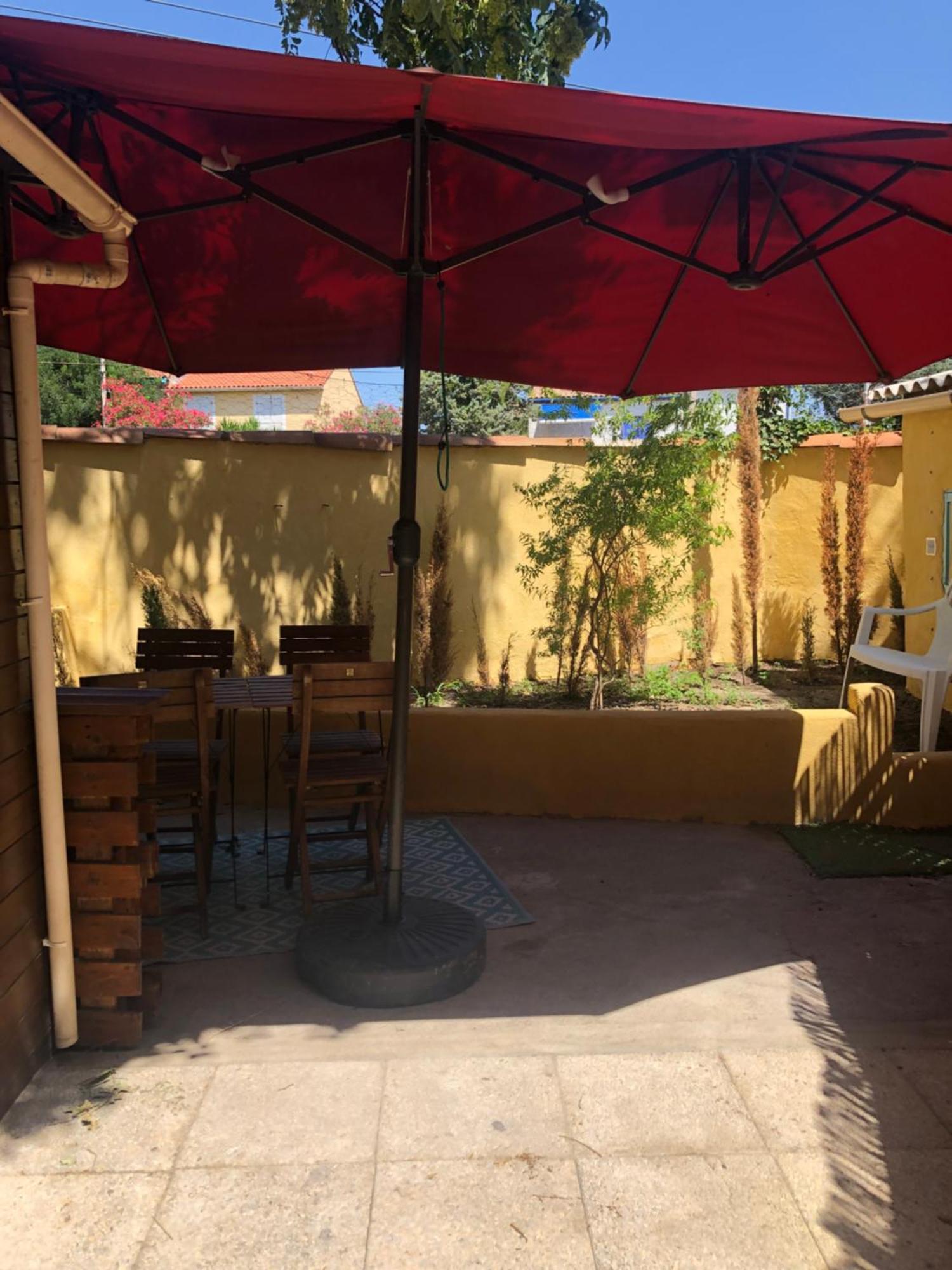 Apartment Grand T2 Climatise Avec Jardin Et *